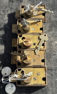 5 York/Debold 1 76–01 Safe Deposit Locks - Bank Vault