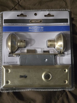 Defiant Interior Mortise Lock Set 632599 Satin Brass Finish Knobs w/Keys Sealed