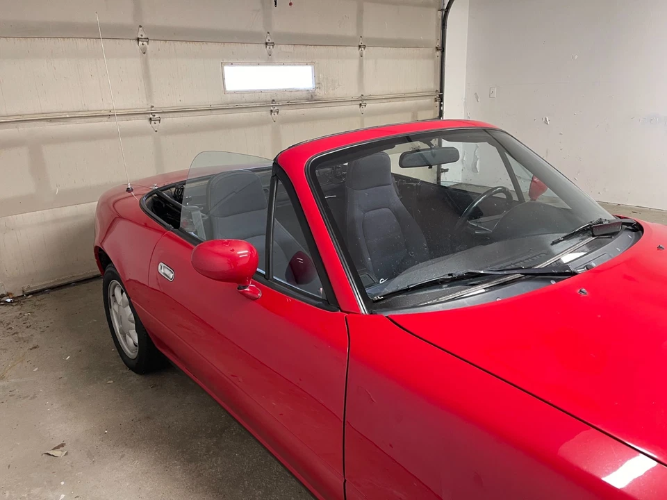 Mazda MX-5 Miata 1990 Foto 3 de 4