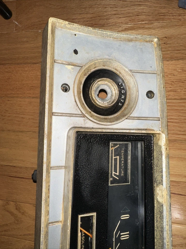 Dodge Coronet 1965 cuadro de instrumentos OEM velocímetro e indicadores Mopar Foto 2 de 4