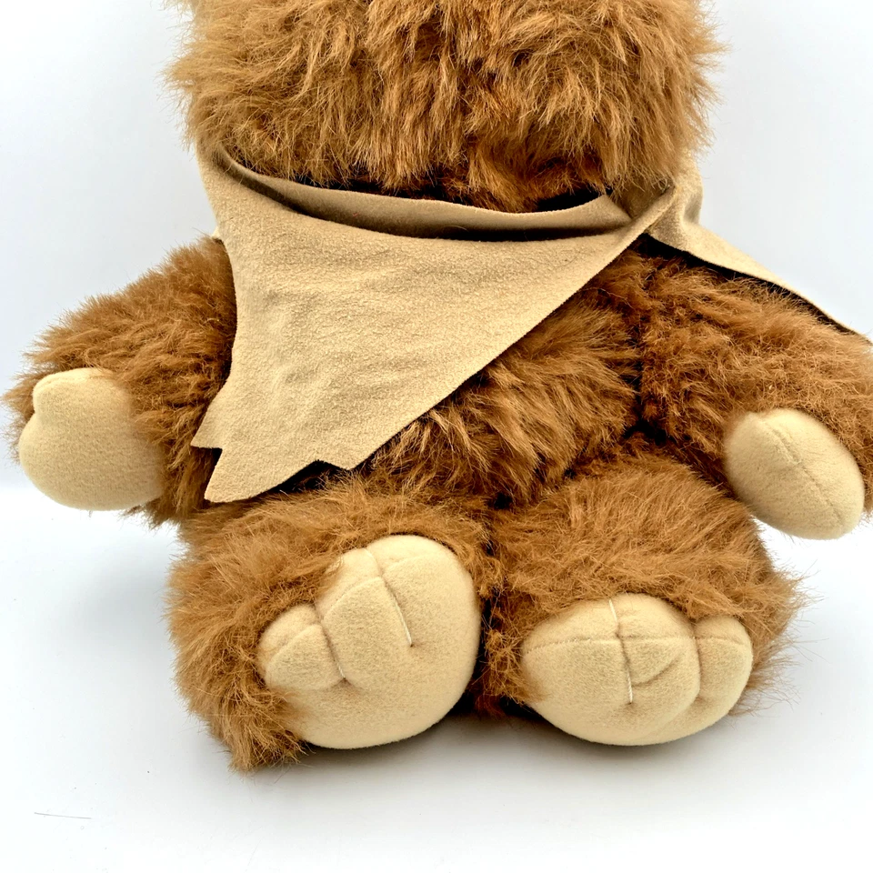 Muñeca de peluche de colección Wicket the Ewok 15" con capucha - 1983 Kenner Star Wars ROTJ B28 Foto 3 de 4