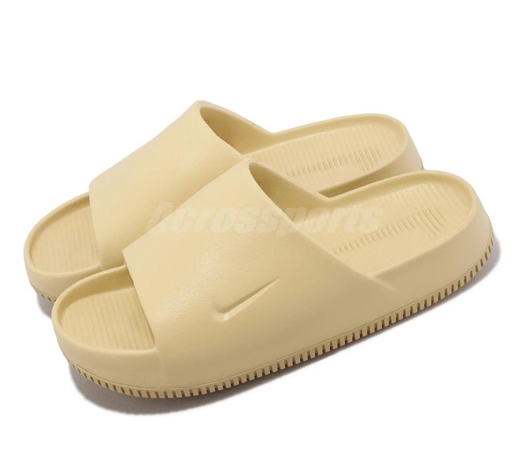 comfortable nike slides