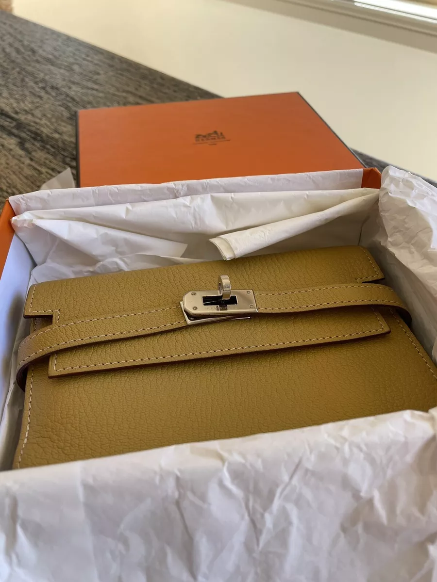 Hermes kelly shop wallet with chain