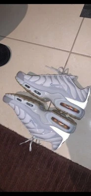 grey tns womens