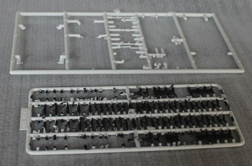 Lot De Deux Grappes ESCI échelle 1/72 - Pour Maquettes Militaires Ou Aviation
