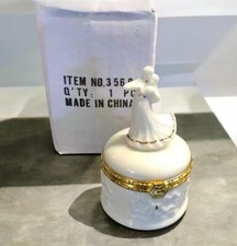 Dancing bride and groom trinket ring jewelry box Wedding Gift Ivory Proposal Box
