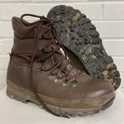 altberg defender size 10