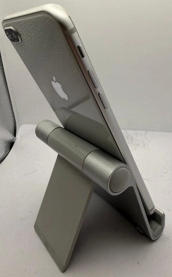 Apple iPhone 8 Plus - 256GB - Starlight - Immagine 4 di 4