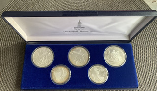 RUSSLAND OLYMPIADE MOSKAU 2 x 5 RUBEL & 3 x 10 RUBEL SILBER SERIE 1979 IN BOX