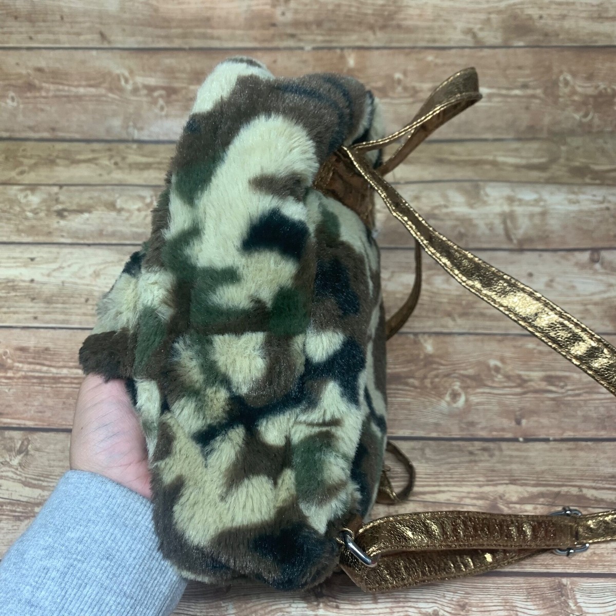 Skechers MIni Camo Leopard Green Brown Fluffy Fur Backpack  display picture 1