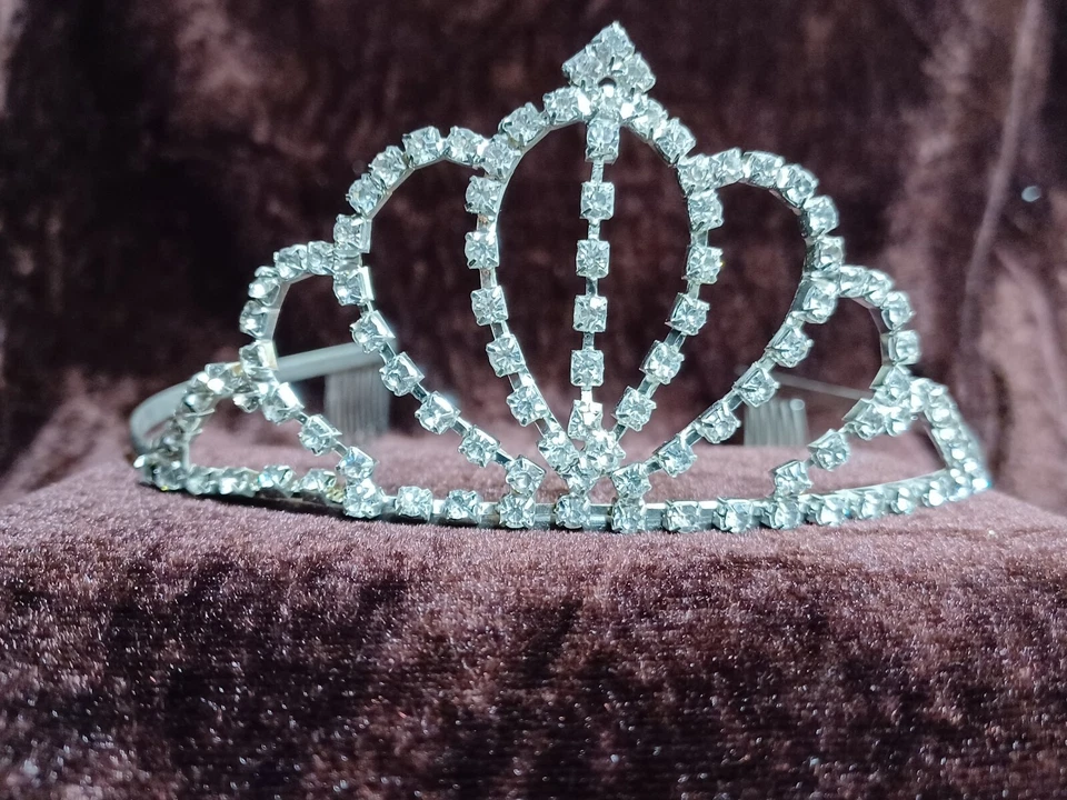 22 Pc W/6 Styles Wholesale Lots Bridal Crystal Flower Girls Princess Tiara Crown - Image 2 of 4