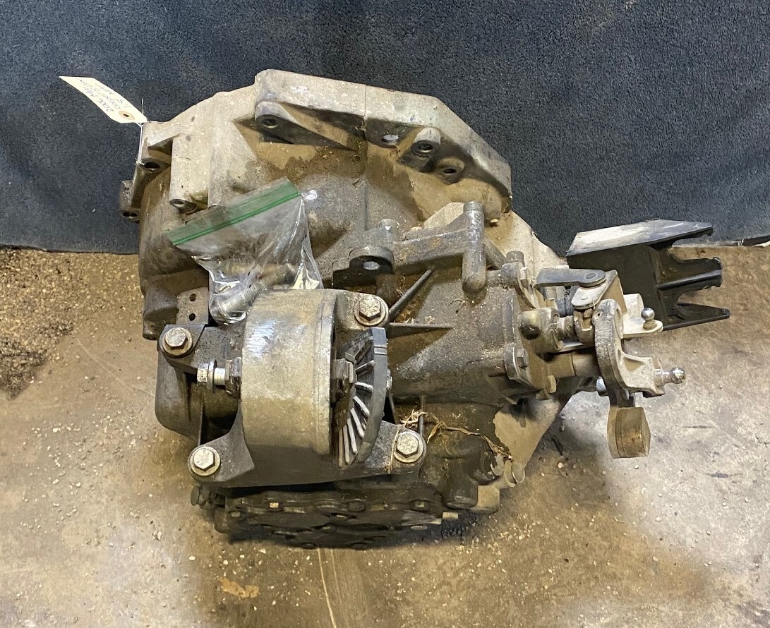 05-08 Mini Cooper Manual Transmission 6 Speed Supercharged OEM