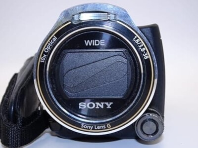 SONY HDR-CX700V Handycam Camera Recorder Color Black Comes used