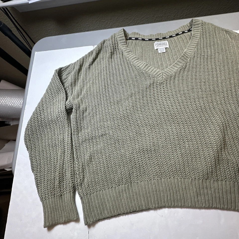 Suéter Pullover Forenza Love ROSA Mujer Victoria’s Secret Oliva Talla-L #360 Foto 3 de 4