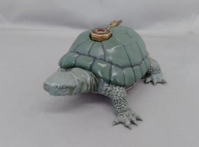 Japan Authentic Ichiban Kuji Turtle Coco Jumbo Figure JOJO Golden