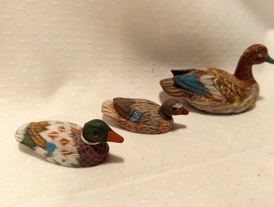 KGG Handmade Clay Duck with Two Hand Painted Wooden Dents Vintage Set - Image 2 of 4