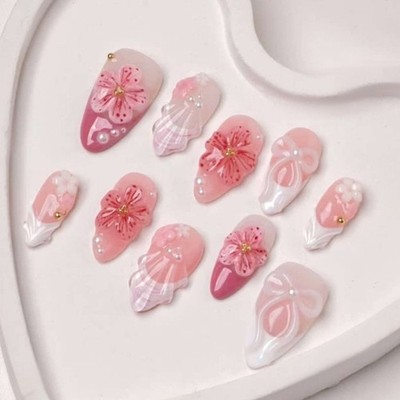 30Pcs Adorable Fake Nail Set 3D Ice Transparent Blooms and Pearls Embellishments