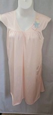Vintage Lorraine Women  s Size Medium Pink Nylon Satin Nightgown Embroidered