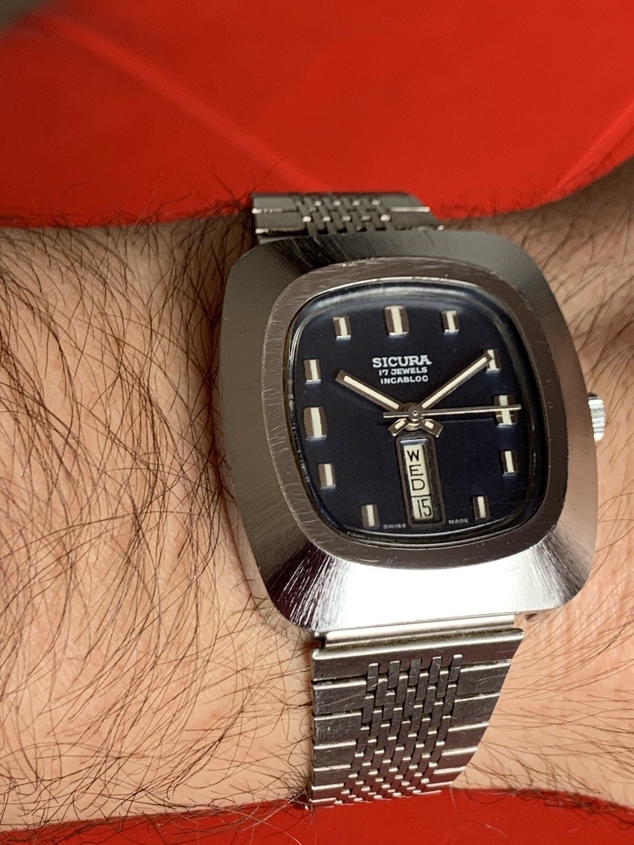 Sicura Breitling 17 jewels Incabloc daydate swiss made (needs