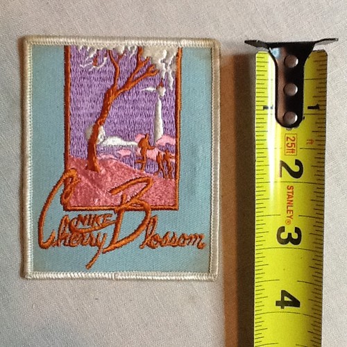 VINTAGE NIKE CHERRY BLOSSOM COMMENORATIVE PATCH 102423b - Picture 3 of 3