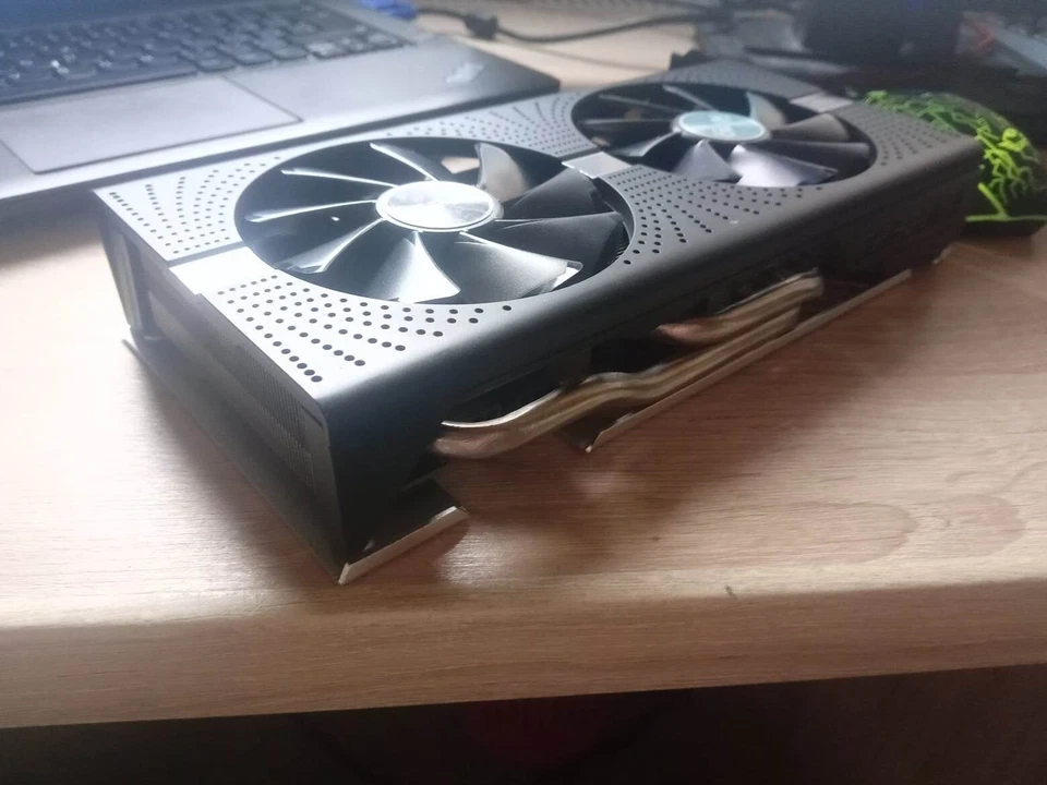 SAPPHIRE Nitro + Radeon RX 580 4GB GDDR5 Graphics Card (11265-07-20G) - Image 4 of 4