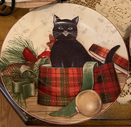 VINTAGE SET OF 4 ONEIDA'S STONEWARE "CHRISTMAS KITTIES" PLATES w/ BOX - Picture 2 of 7
