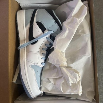 Nike air jordan 1 mid
