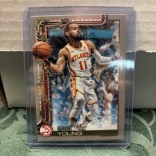 2025-26 Topps Holiday - Trae Young #H48 Holiday Silver Glitter