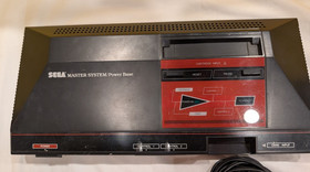 Sega Master System Power Base with Controller Light Phaser & 7 Games Tested