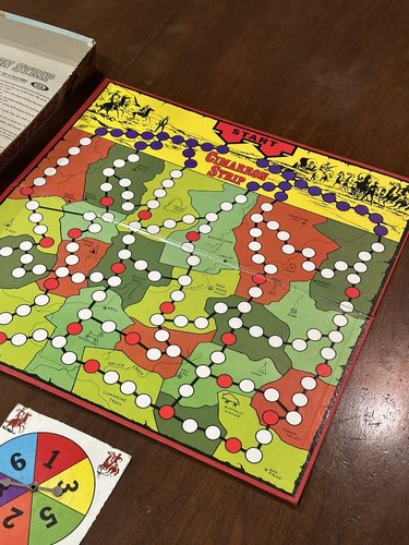 CIMARRON STRIP WESTERN BOARD GAME EXTREMELY RARE 1967 MISSING TWO CLAIM MARKERS - Picture 4 of 8
