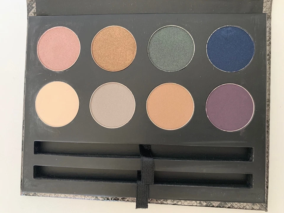Glo Minerals Paleta de Sombras de Ojos gloMinerals Majestic Jungle Lote de 2 LEER Foto 2 de 4