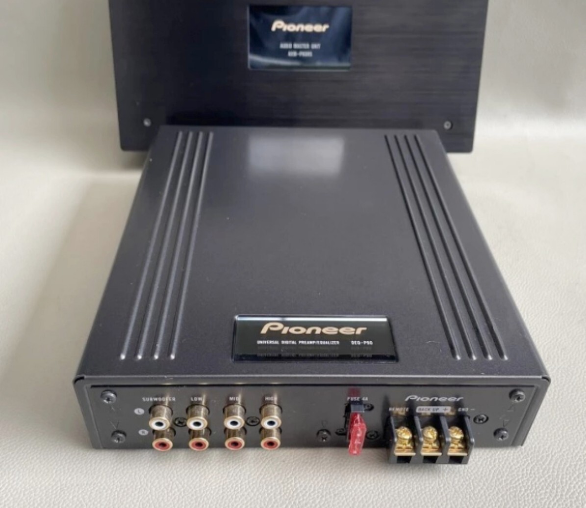 s-l1200.jpg s-l1200.jpg