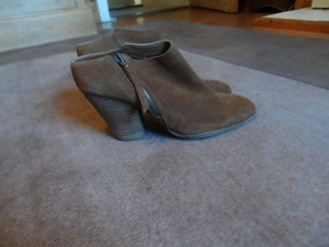 dolce vita tan suede booties
