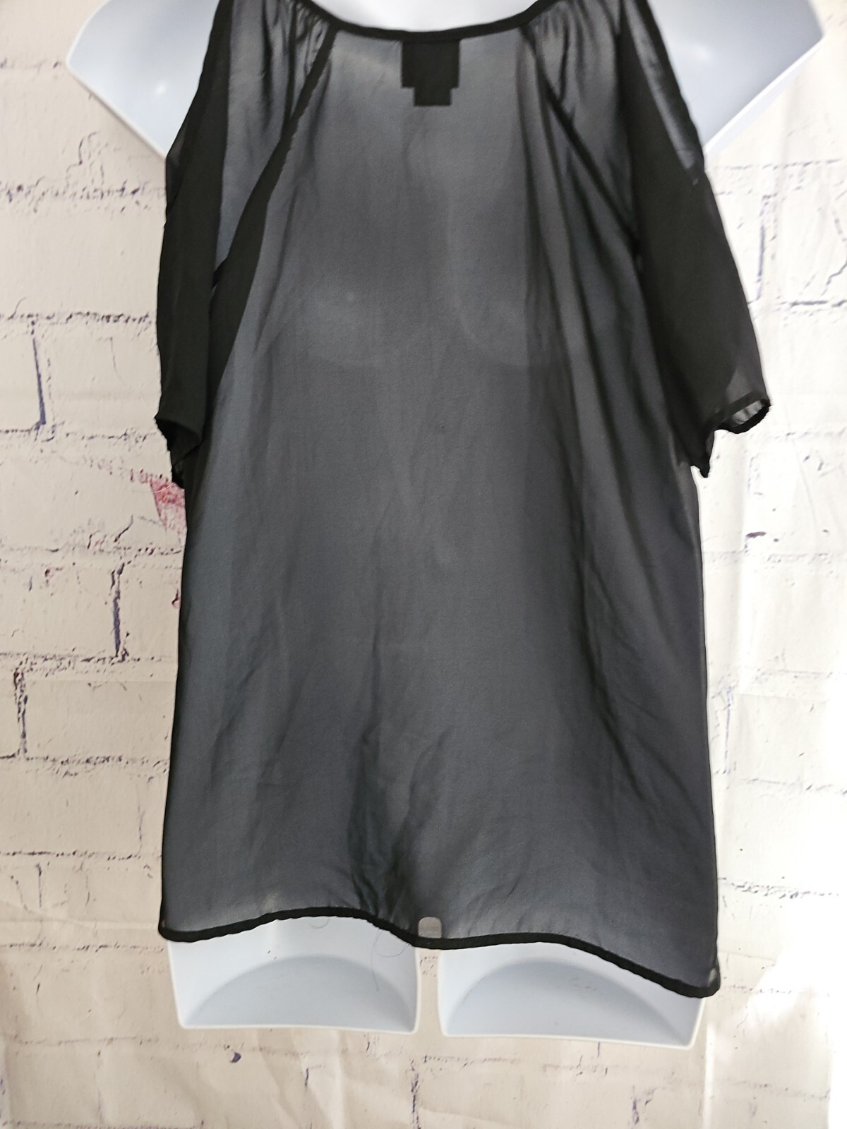 Torrid Black Sequin Chiffon Cold Shoulder Top Blo… - image 10