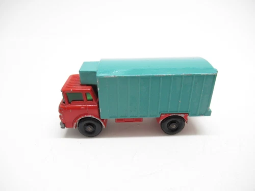 MATCHBOX LESNEY #44 REFRIGERATOR TRUCK