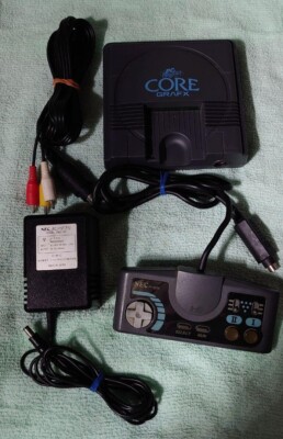 PC-Engine-Core-Grafik mit Komponentenausgangsadapter aus Japan