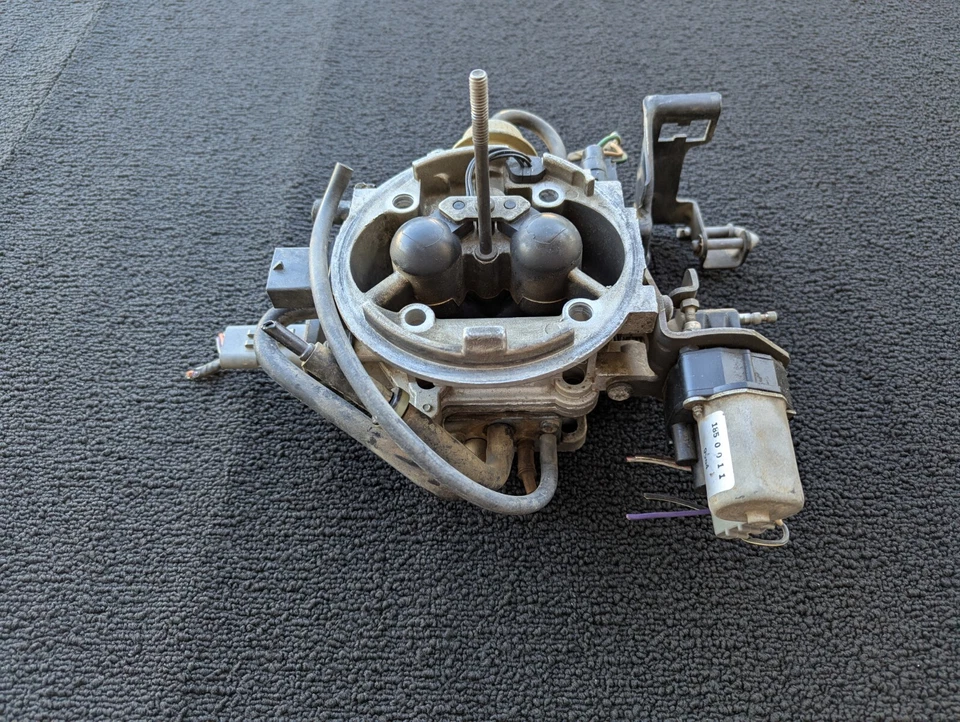 1989-91 Dodge Dakota 3.9 Liter V6 TBI Throttle Body Assembly - FREE SHIPPING - Image 3 of 4