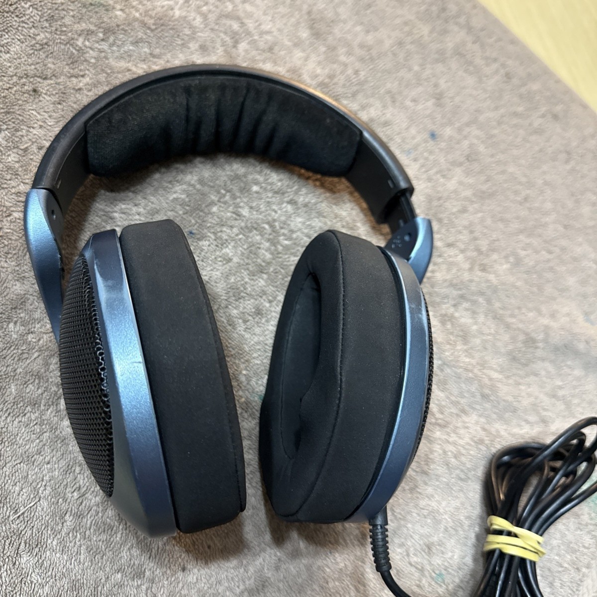 Sennheiser HD 555 Headband Headphones - Black/Gray | eBay