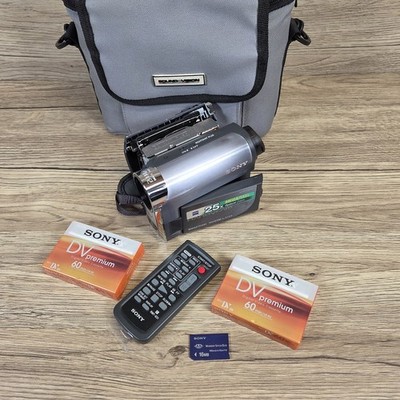 Sony DCR-HC47E Camcorder   MiniDV, 25x Optical Zoom, 2.7'' LCD Spares Or Repair 