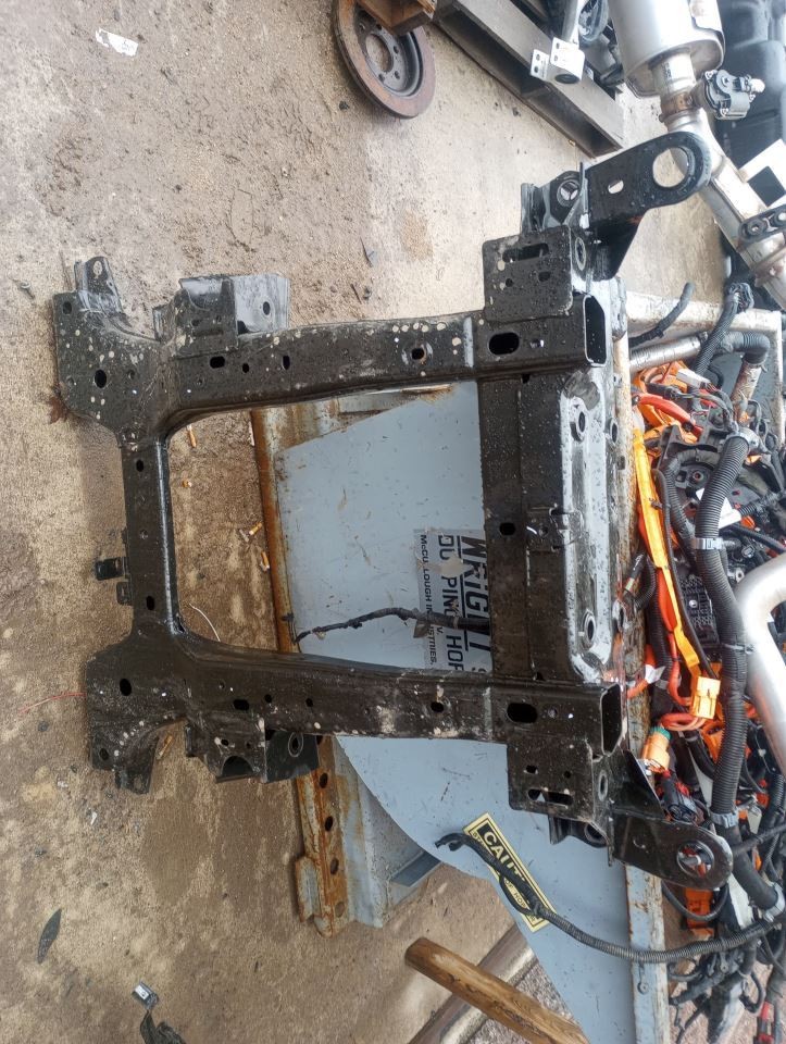 2024 GMC Sierra Denali EV Crossmember/K-Frame 3084339
