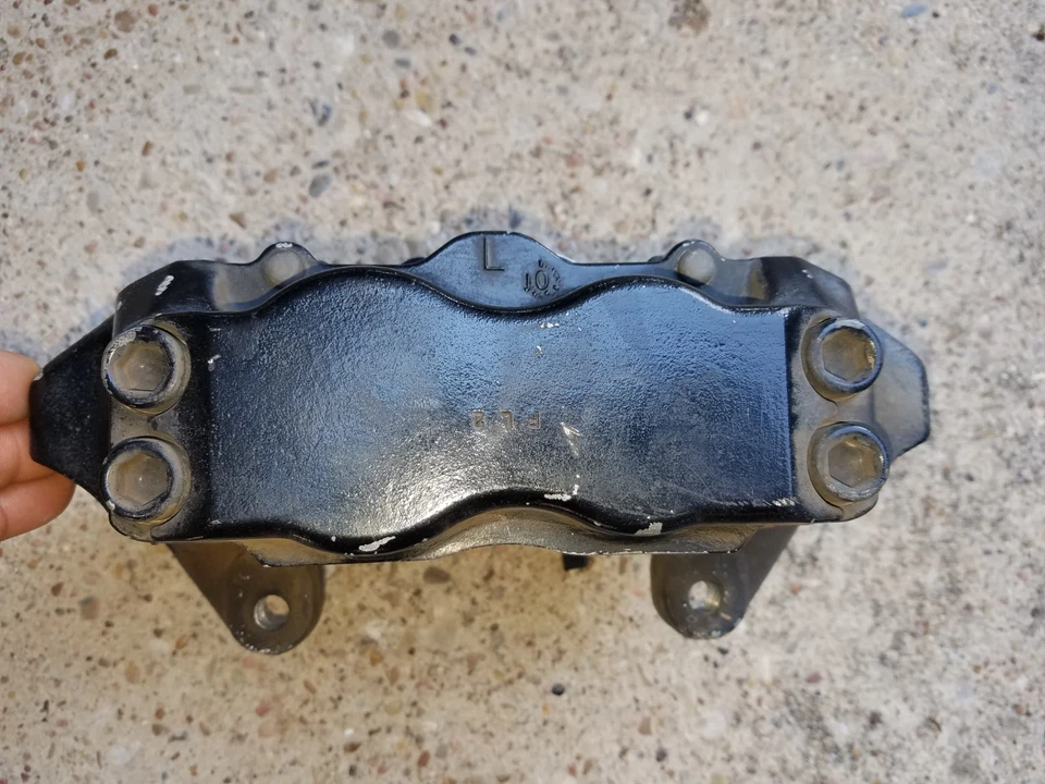 2011 2012 2013 2014 HYUNDAI GENESIS EQUUS CONJUNTO DE PINÇA DE FREIO DIANTEIRA ESQUERDA DIREITA FABRICANTE DE EQUIPAMENTO ORIGINAL - Imagem 3 de 4