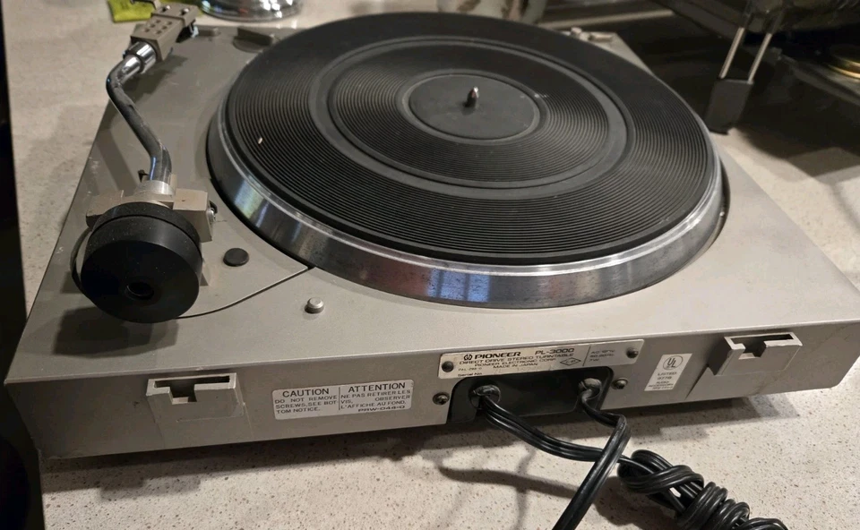 Piezas o reparación de tocadiscos de accionamiento directo automático Pioneer PL-3000  Foto 4 de 4