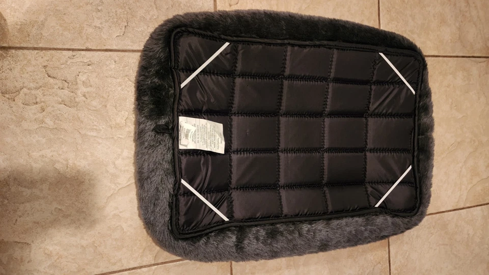 New 30" Fleece Dog Bolster Bed & Crate Gray Mat MidWest Quiet Time  - Image 4 of 4
