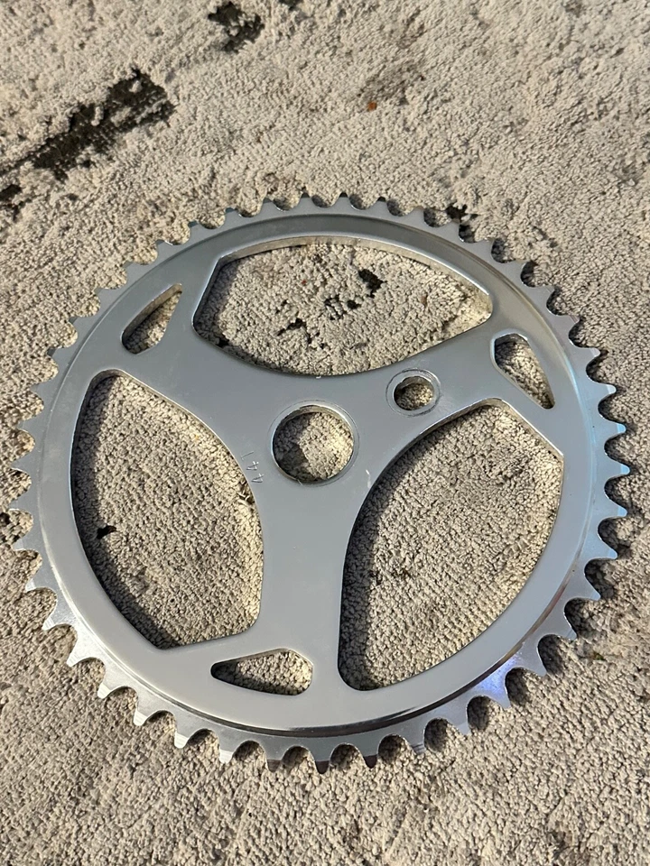 Free Agent 44t chain wheel sprocket NOS Old Mid School Vintage Aluminum  - Image 2 of 3
