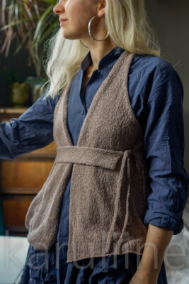LES OURS knitted vest gilet OS NWT