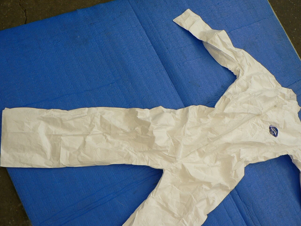 Mono DuPont Tyvek GRANDE Traje Desechable, Muñecas Elásticas y Tobillo Foto 4 de 4