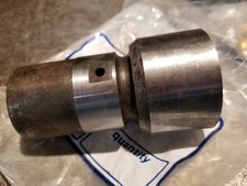 09705770 Pin Steering Cylinder For Buhler Versatile 2310 2335 2375