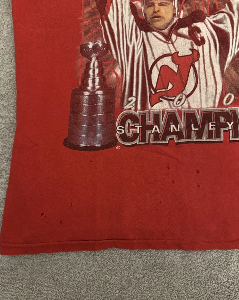 New Jersey Devils 2000 Stanley Cup Champions T-shirt NHL - Image 2 of 4