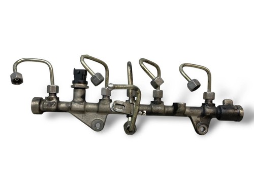 2011 Kraftstoffverteiler Einspritzleiste Verteilerrohr 8200750048 97kW MDV65224