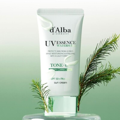 D'ALBA UV ESSENCE WATERFULL+TONE-UP GREEN Correcting 50ml SPF 50+